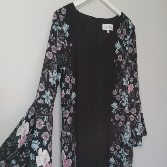 $5 Last Chance! NICOLE MILLER | Long Bell Sleeve Floral Shift Dress - Picture 3 of 11